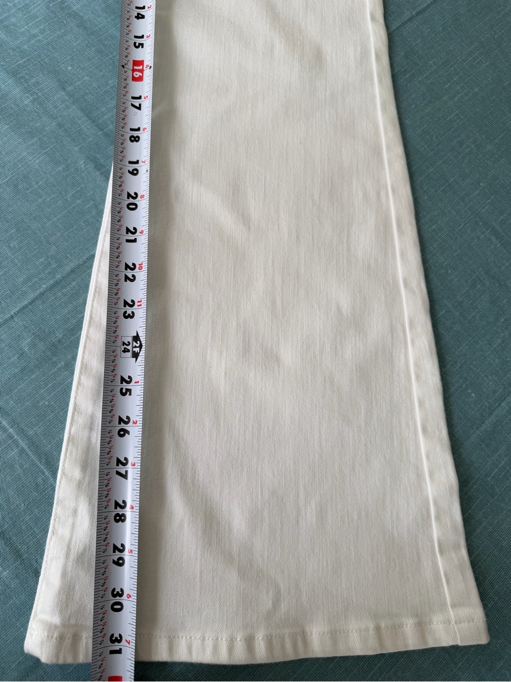 Risen High Waisted Flare Jeans White size 7 - Picture 5 of 10